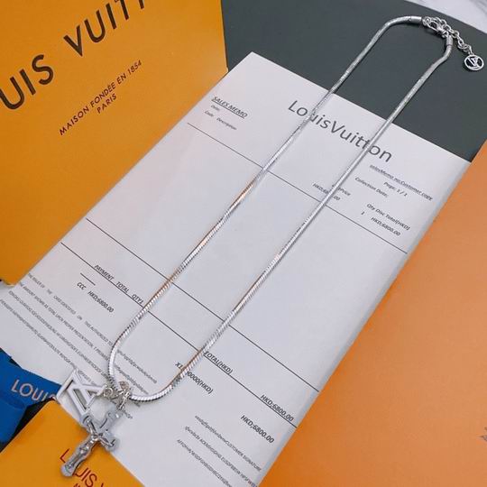 LV Necklace 11lyh308